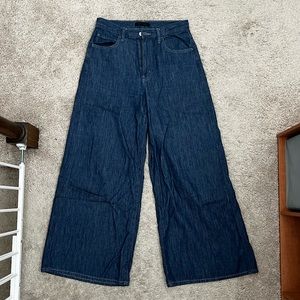 Uniqlo Wide Leg, High Waisted, Dark Wash Jeans - Size 27